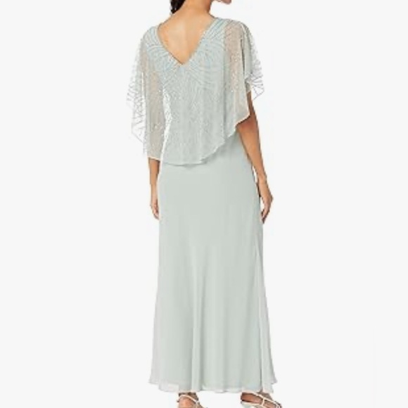 NWT. J Kara Women's Geometrical Beaded V-Neck Capelet Dress - Picture 2 of 13